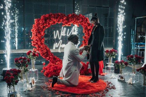 mobile - carousel-hero-element image-0