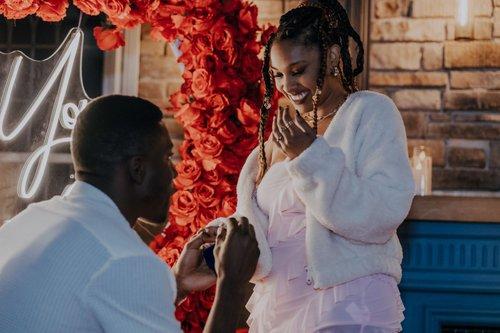 mobile - carousel-hero-element image-13